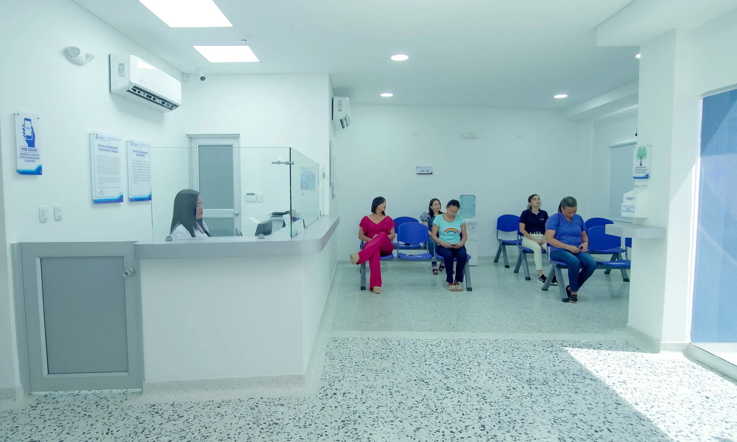 Sala de espera sede San Marcos
